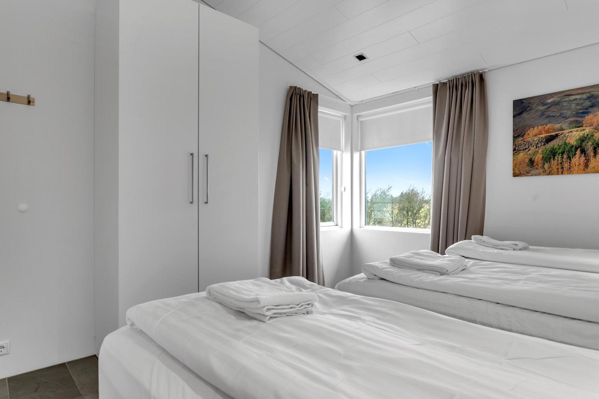 Luxury Villa With River View Laugaras 外观 照片