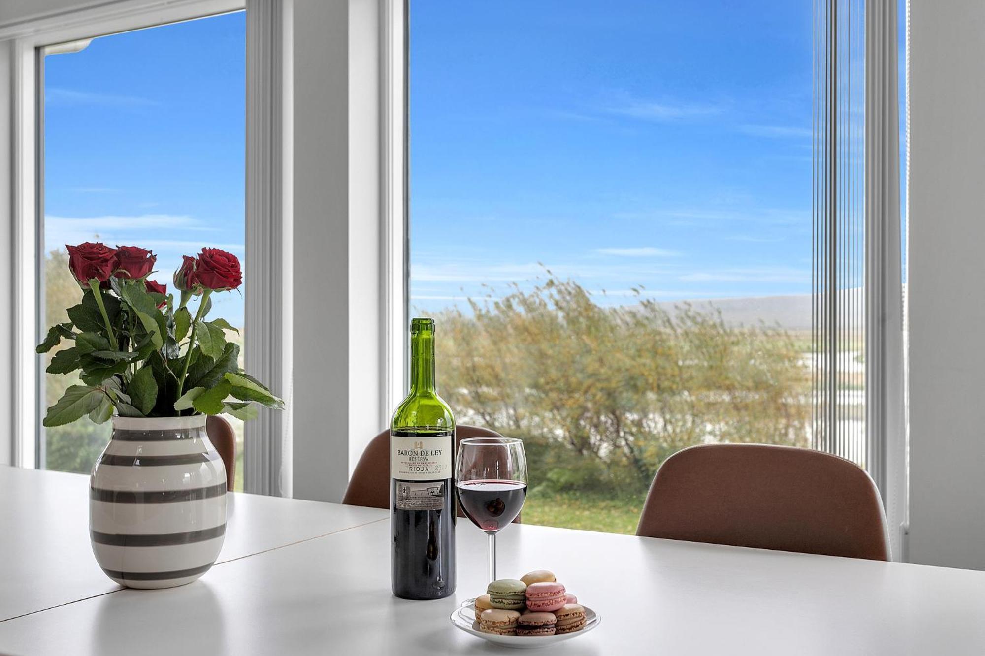 Luxury Villa With River View Laugaras 外观 照片