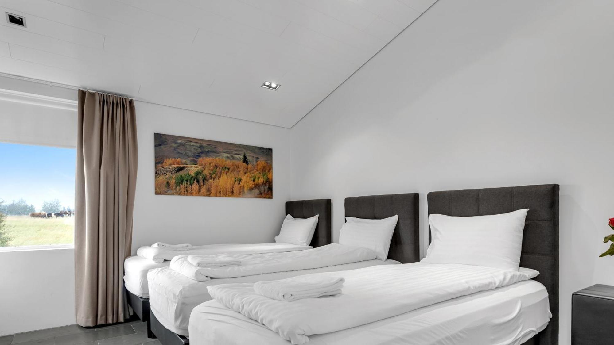 Luxury Villa With River View Laugaras 外观 照片